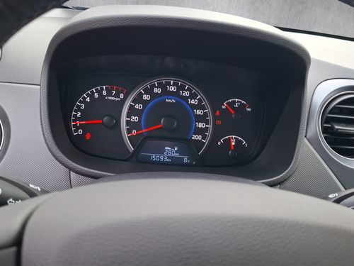 https://csb-strapi-files.fsn1.your-objectstorage.com/inventory-cars/images/0eb1d49f1318ed9a6b12a81f66a207a966c64090/11_500_7064.jpg