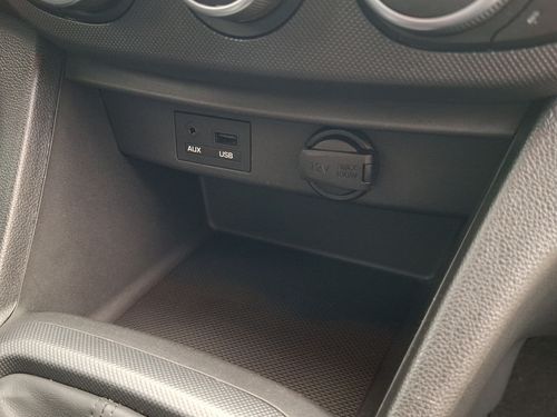 https://csb-strapi-files.fsn1.your-objectstorage.com/inventory-cars/images/0eb1d49f1318ed9a6b12a81f66a207a966c64090/21_500_1505.jpg