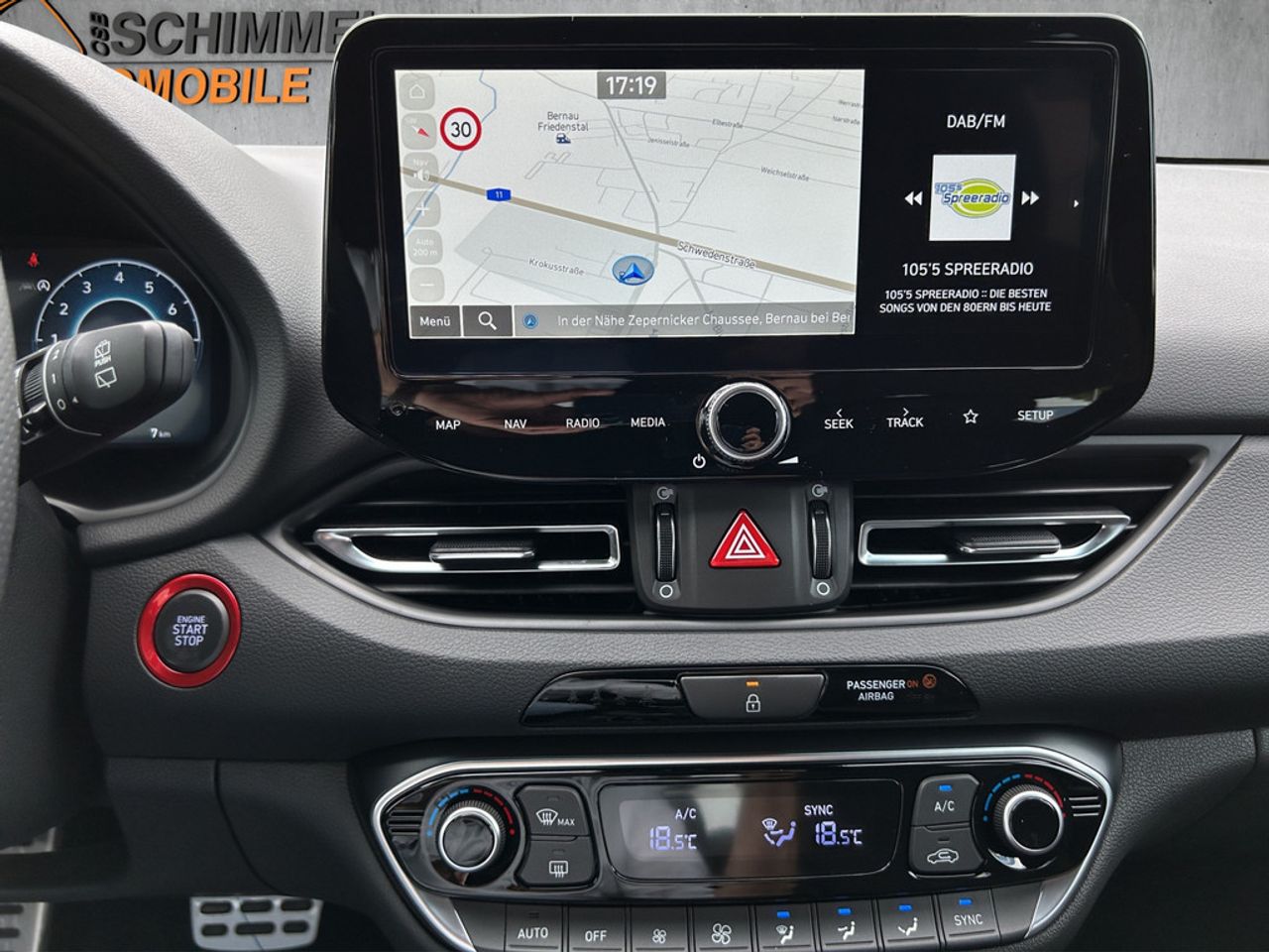 https://csb-strapi-files.fsn1.your-objectstorage.com/inventory-cars/images/0f5d28737ba44506859b95738424d6960ee67d4c/12_1280_4963.jpg