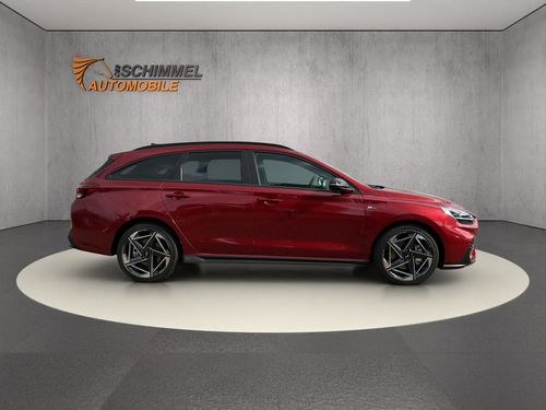 https://csb-strapi-files.fsn1.your-objectstorage.com/inventory-cars/images/0f5d28737ba44506859b95738424d6960ee67d4c/7_500_8424.jpg