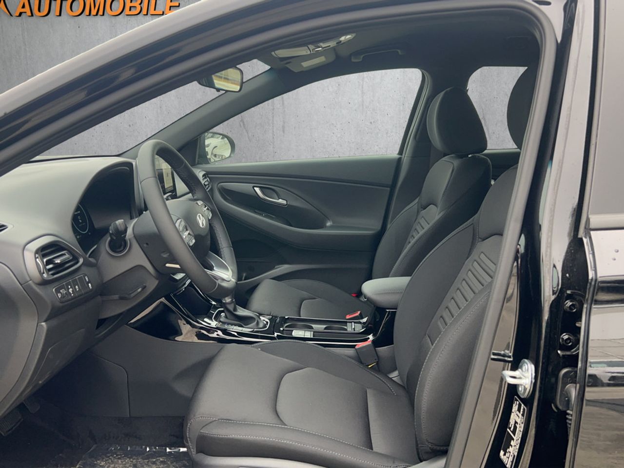 https://csb-strapi-files.fsn1.your-objectstorage.com/inventory-cars/images/0f5d71122fe0dfeecbb3a33735396628ad1c9b12/9_1280_6265.jpg