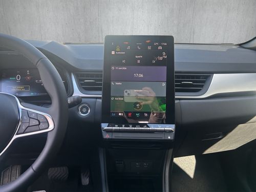 https://csb-strapi-files.fsn1.your-objectstorage.com/inventory-cars/images/0f9b241cb73585e5c2250cce581dde0d031e231d/10_500_2403.jpg