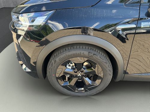 https://csb-strapi-files.fsn1.your-objectstorage.com/inventory-cars/images/0f9b241cb73585e5c2250cce581dde0d031e231d/19_500_4381.jpg