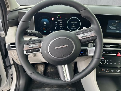 https://csb-strapi-files.fsn1.your-objectstorage.com/inventory-cars/images/0fc2d25e27a330b49ed65f33484a5d6b218e3a80/10_500_4570.jpg