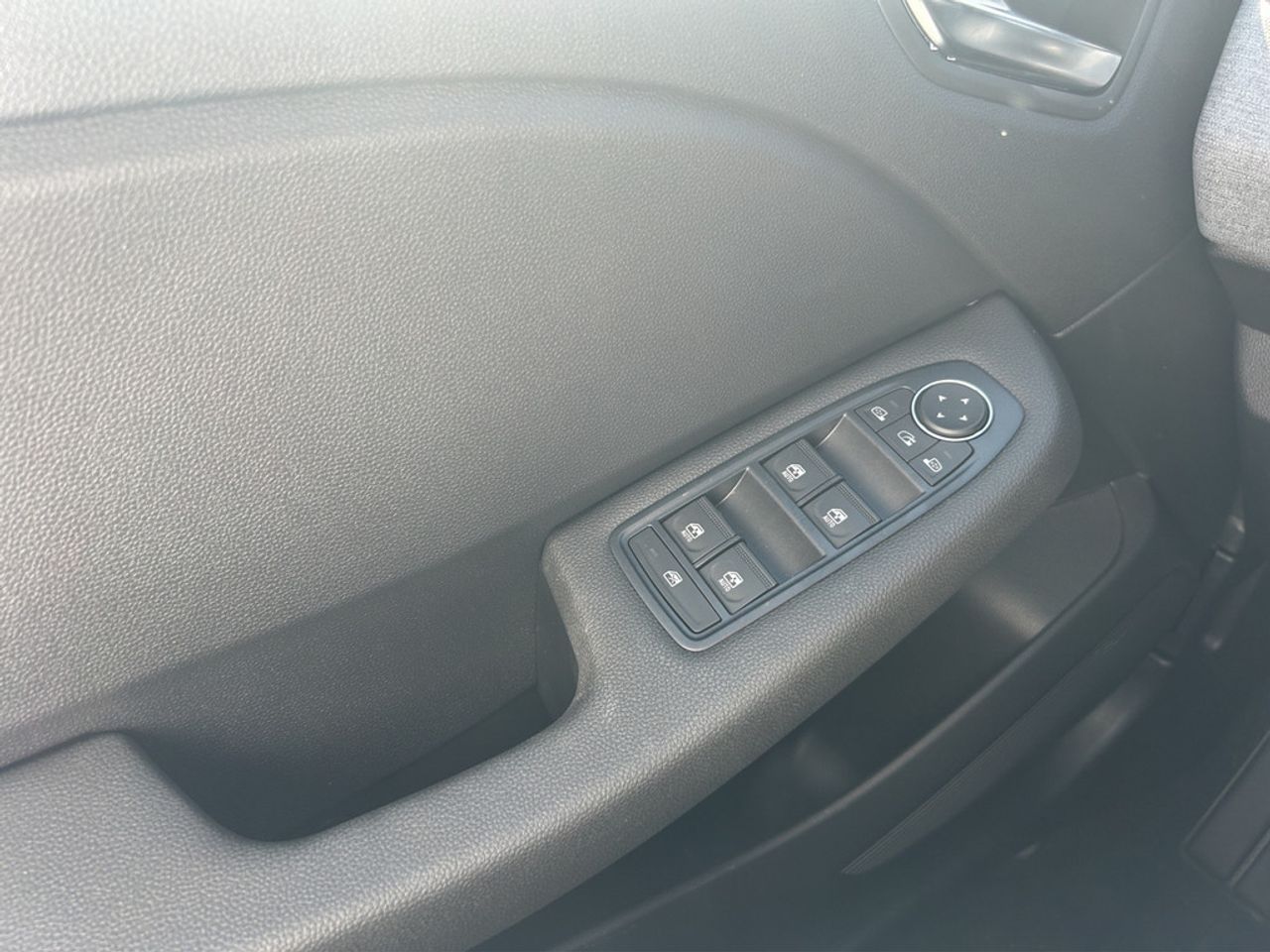 https://csb-strapi-files.fsn1.your-objectstorage.com/inventory-cars/images/10769599d586535a2e76be044091eeb991b43ddd/13_1280_9591.jpg