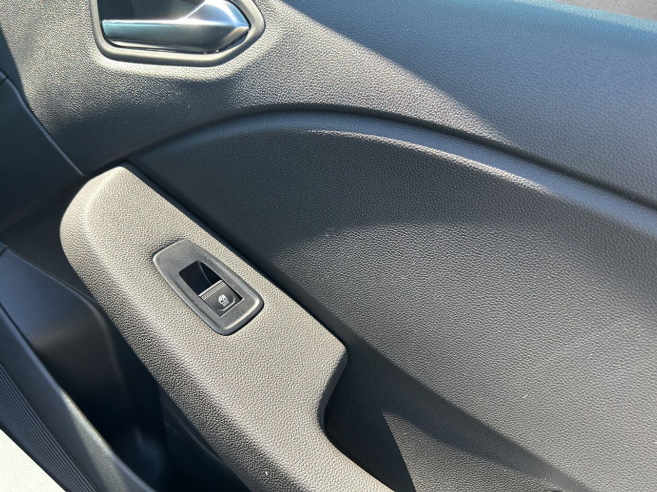 https://csb-strapi-files.fsn1.your-objectstorage.com/inventory-cars/images/10769599d586535a2e76be044091eeb991b43ddd/20_1280_5518.jpg