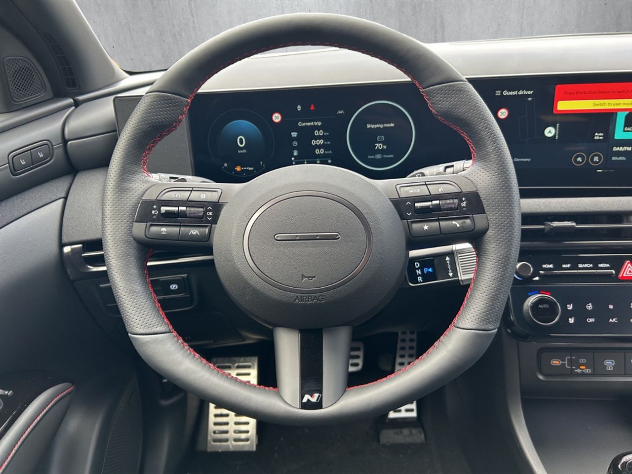 https://csb-strapi-files.fsn1.your-objectstorage.com/inventory-cars/images/10dccf8ecfec690fa90dc84e9ab7ff5ff3022d32/20_1280_5384.jpg