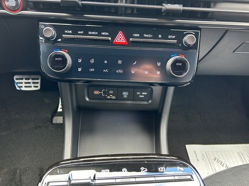 https://csb-strapi-files.fsn1.your-objectstorage.com/inventory-cars/images/10dccf8ecfec690fa90dc84e9ab7ff5ff3022d32/21_500_6789.jpg