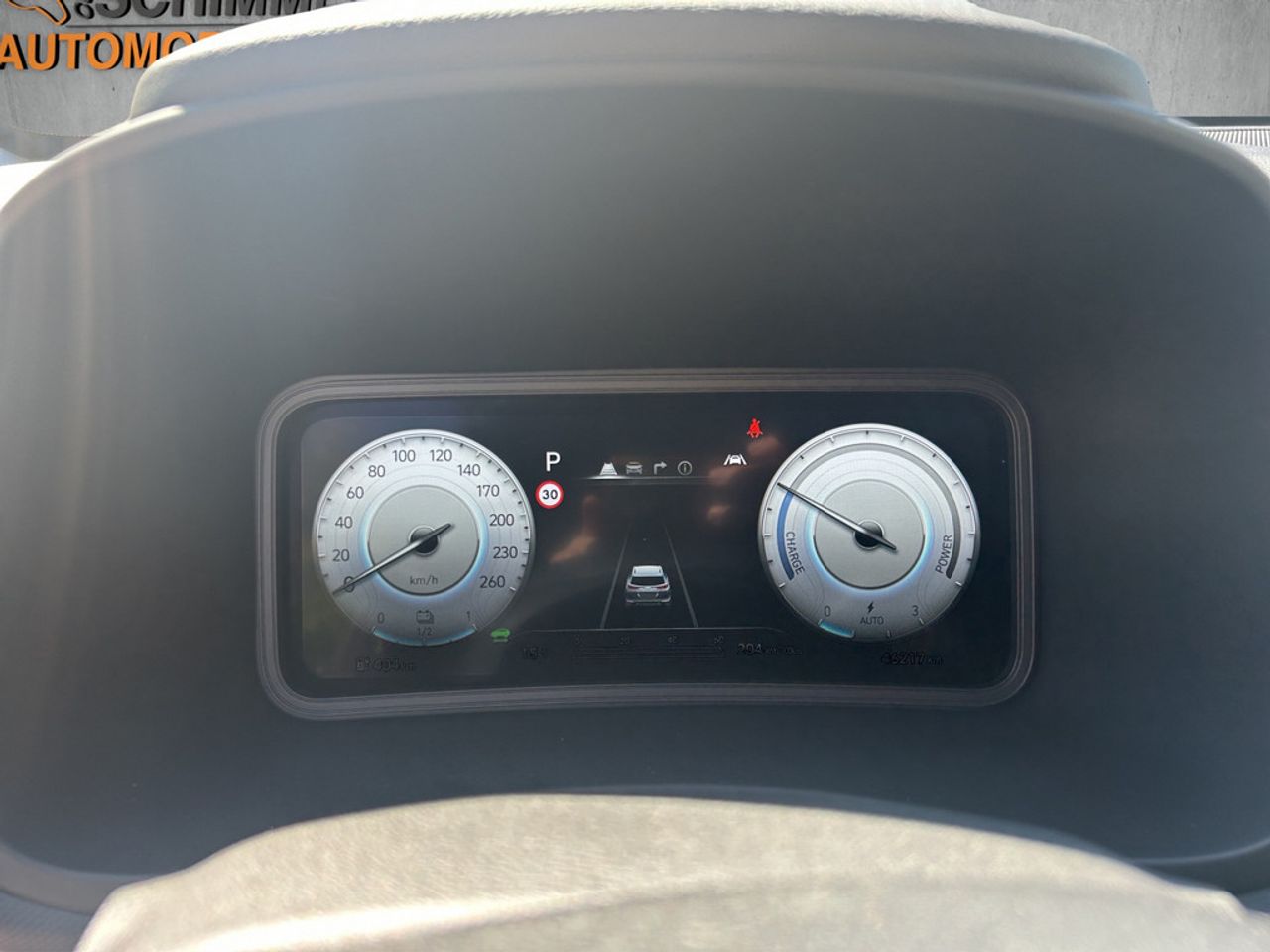 https://csb-strapi-files.fsn1.your-objectstorage.com/inventory-cars/images/110070deae6cc8e85ab2cbb6e771ef06f3b2170d/11_1280_2734.jpg