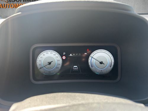 https://csb-strapi-files.fsn1.your-objectstorage.com/inventory-cars/images/110070deae6cc8e85ab2cbb6e771ef06f3b2170d/11_500_8673.jpg