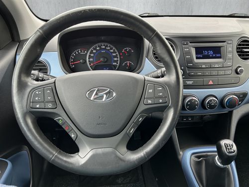 https://csb-strapi-files.fsn1.your-objectstorage.com/inventory-cars/images/1125e4c7f824ffa3c672c7cd2b06413dc9a69d93/10_500_7472.jpg