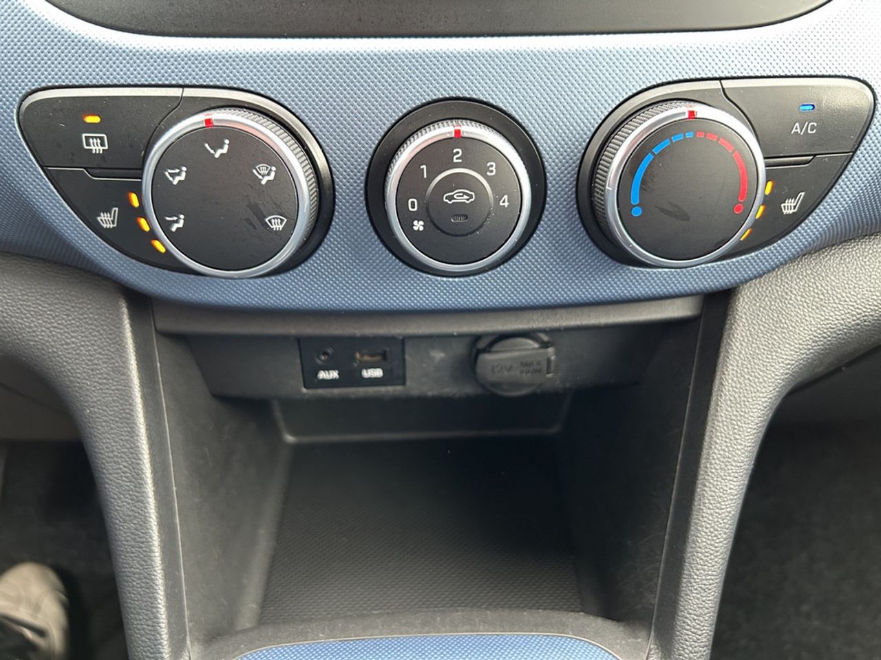 https://csb-strapi-files.fsn1.your-objectstorage.com/inventory-cars/images/1125e4c7f824ffa3c672c7cd2b06413dc9a69d93/20_1280_3101.jpg