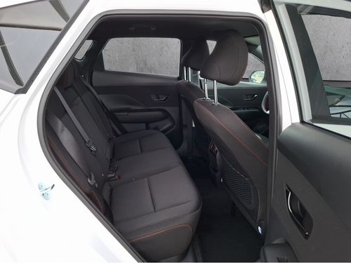 https://csb-strapi-files.fsn1.your-objectstorage.com/inventory-cars/images/1258b1e02e2691ad07bad2ad0cf2379bf0098145/19_500_4855.jpg