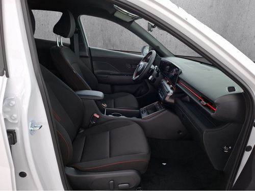 https://csb-strapi-files.fsn1.your-objectstorage.com/inventory-cars/images/1258b1e02e2691ad07bad2ad0cf2379bf0098145/20_500_9001.jpg