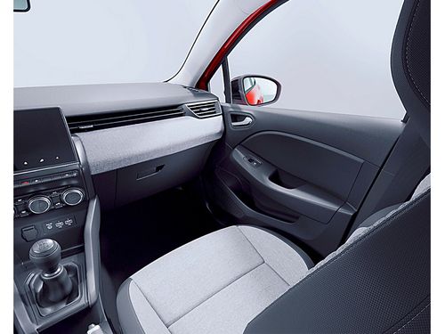 https://csb-strapi-files.fsn1.your-objectstorage.com/inventory-cars/images/12cb96445faf1b4a3bec6edfd2b0a27c21ad9e8e/10_500_2635.jpg