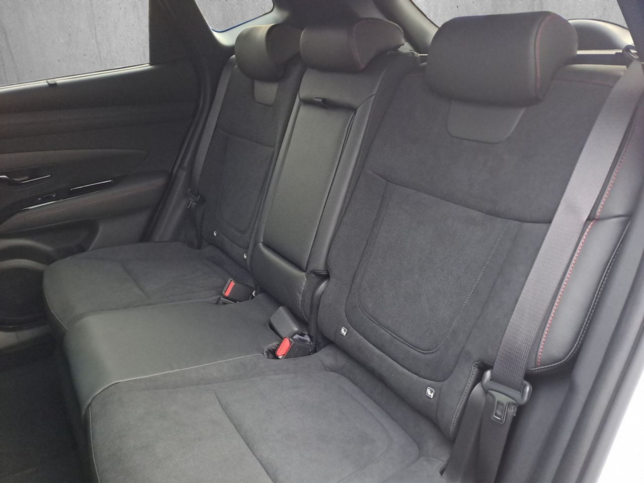 https://csb-strapi-files.fsn1.your-objectstorage.com/inventory-cars/images/14226628820362467937623e87e67c4f31dca504/15_1280_5178.jpg