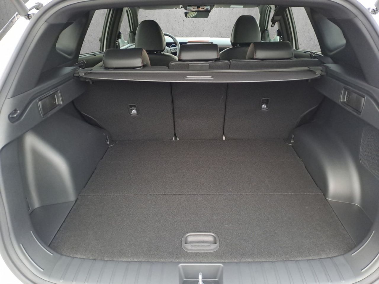 https://csb-strapi-files.fsn1.your-objectstorage.com/inventory-cars/images/14226628820362467937623e87e67c4f31dca504/18_1280_7897.jpg