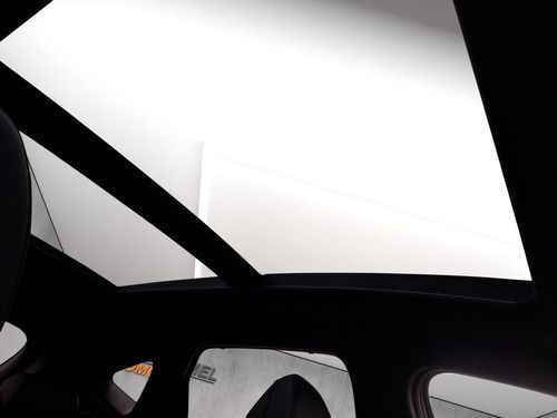 https://csb-strapi-files.fsn1.your-objectstorage.com/inventory-cars/images/14226628820362467937623e87e67c4f31dca504/22_500_8835.jpg