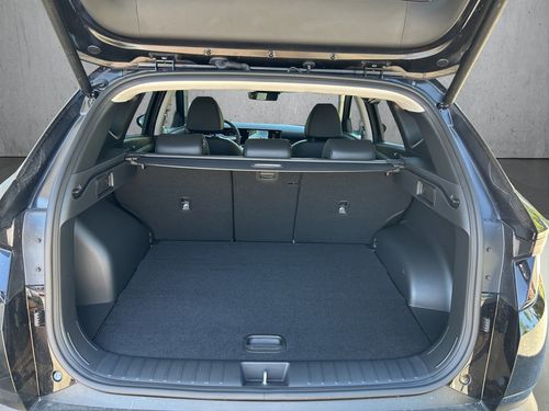 https://csb-strapi-files.fsn1.your-objectstorage.com/inventory-cars/images/1567652e25f394ec3477c02f0e1d1c9c1551b3e5/17_500_5104.jpg