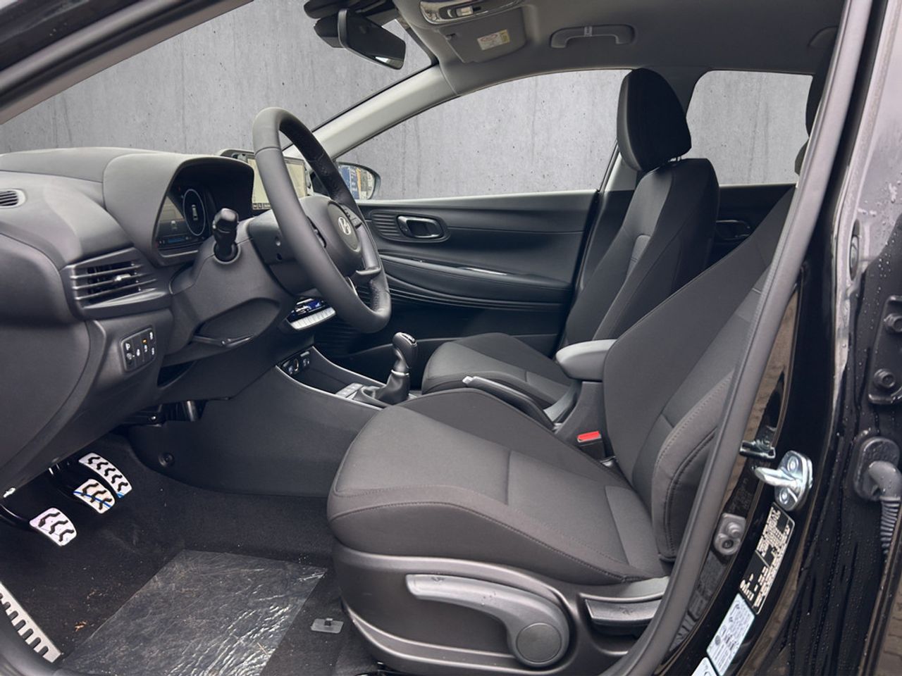 https://csb-strapi-files.fsn1.your-objectstorage.com/inventory-cars/images/15aeaeb0b9ae2e696b3d2805286709c46a60c61c/10_1280_4677.jpg