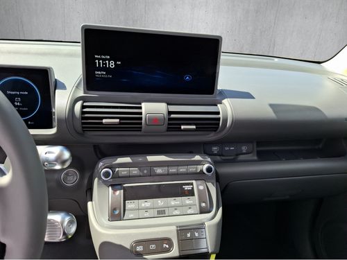 https://csb-strapi-files.fsn1.your-objectstorage.com/inventory-cars/images/15eb4aee771d48cef960c457912ba90d41c7cd5f/12_500_8812.jpg