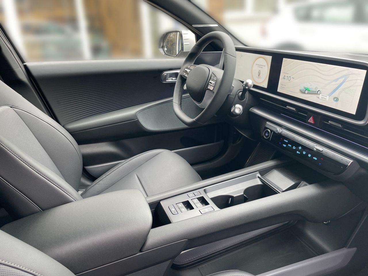 https://csb-strapi-files.fsn1.your-objectstorage.com/inventory-cars/images/166d4bd277bfcd317d0e0cbe59dfbbb490d6c665/13_1280_1767.jpg