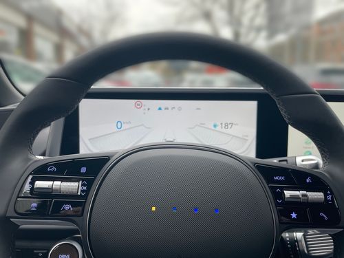 https://csb-strapi-files.fsn1.your-objectstorage.com/inventory-cars/images/166d4bd277bfcd317d0e0cbe59dfbbb490d6c665/7_500_4900.jpg