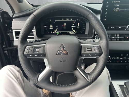 https://csb-strapi-files.fsn1.your-objectstorage.com/inventory-cars/images/1687ea7ea2a4f62bf495cdf57cac46adf5fd0bef/10_500_6244.jpg