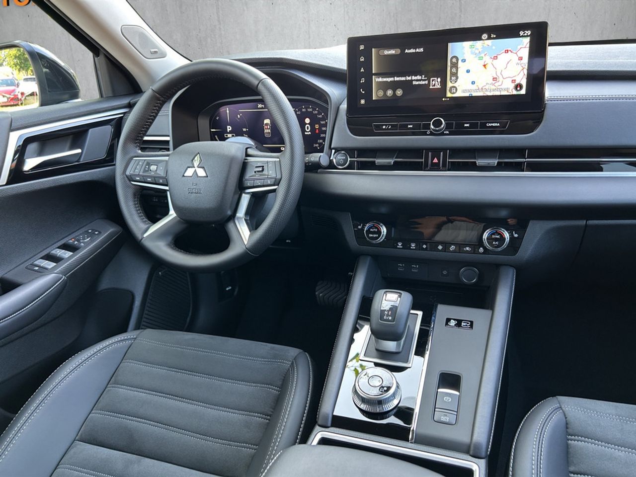 https://csb-strapi-files.fsn1.your-objectstorage.com/inventory-cars/images/16e6379c6993b20b3fa4775fcb1cdf1071d1a0da/16_1280_2613.jpg