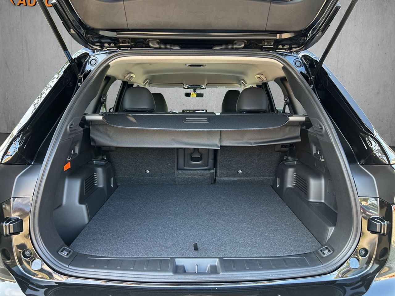 https://csb-strapi-files.fsn1.your-objectstorage.com/inventory-cars/images/16e6379c6993b20b3fa4775fcb1cdf1071d1a0da/17_1280_1097.jpg