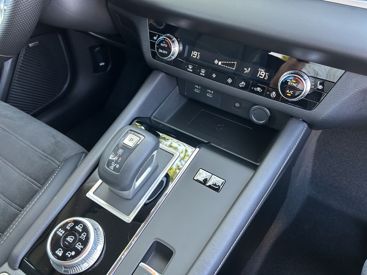 https://csb-strapi-files.fsn1.your-objectstorage.com/inventory-cars/images/16e6379c6993b20b3fa4775fcb1cdf1071d1a0da/20_1280_9849.jpg