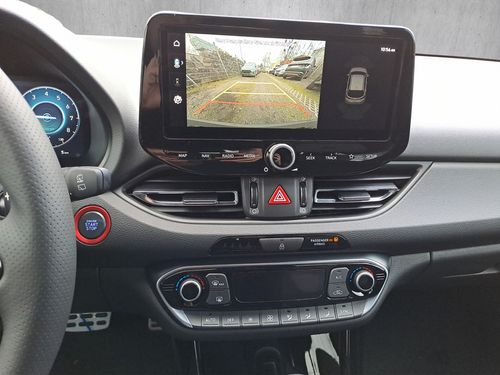 https://csb-strapi-files.fsn1.your-objectstorage.com/inventory-cars/images/18151188ba50ed994de57b0ce888c2442ff6ee29/12_500_9475.jpg