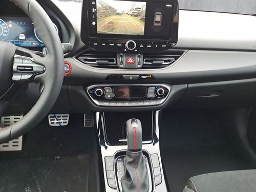 https://csb-strapi-files.fsn1.your-objectstorage.com/inventory-cars/images/18151188ba50ed994de57b0ce888c2442ff6ee29/17_500_7305.jpg