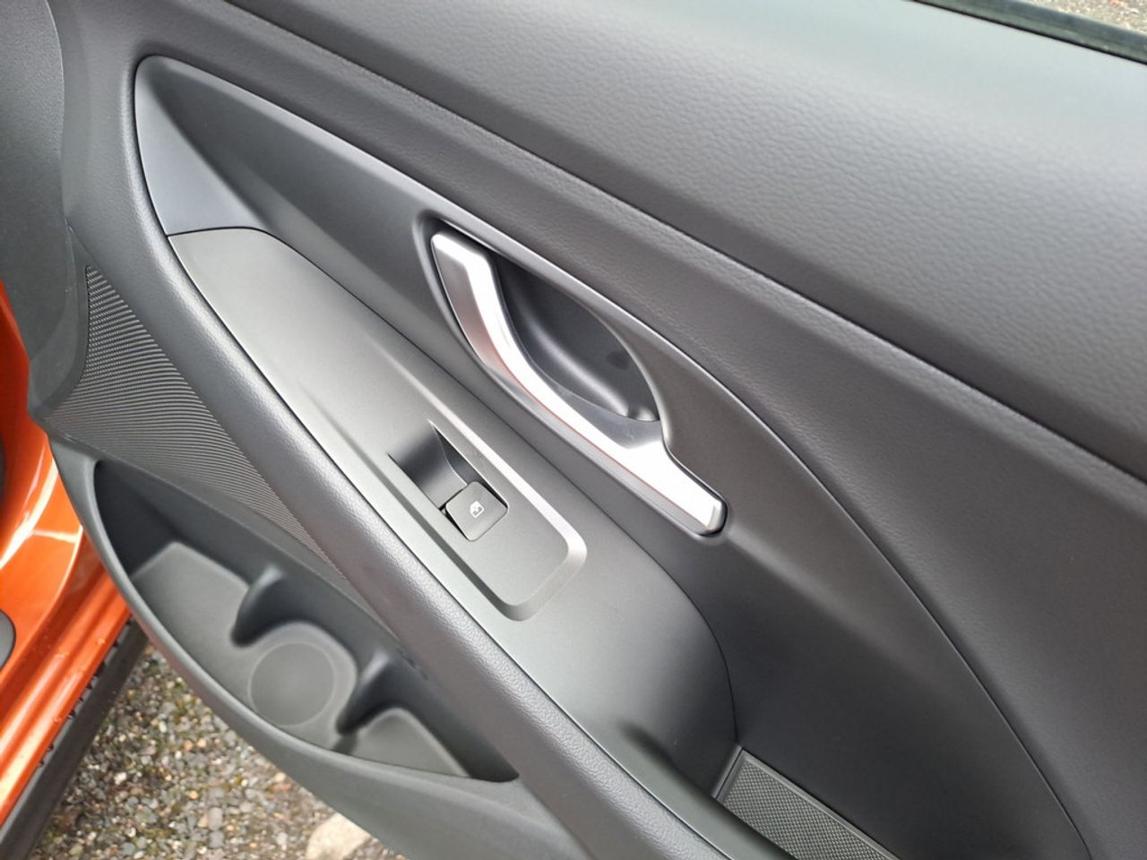 https://csb-strapi-files.fsn1.your-objectstorage.com/inventory-cars/images/18151188ba50ed994de57b0ce888c2442ff6ee29/21_1280_9217.jpg