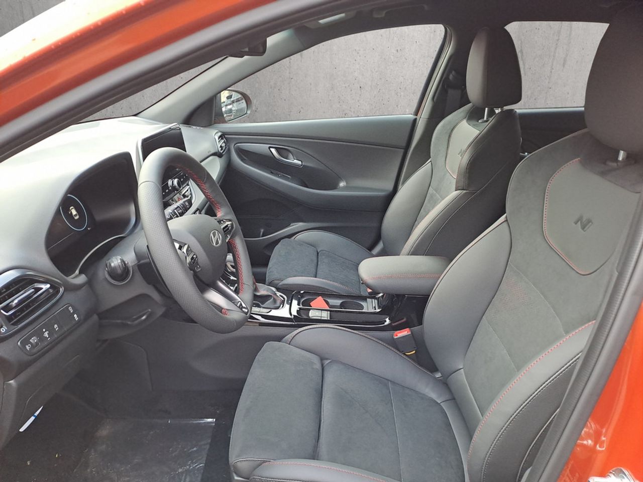 https://csb-strapi-files.fsn1.your-objectstorage.com/inventory-cars/images/18151188ba50ed994de57b0ce888c2442ff6ee29/9_1280_1082.jpg