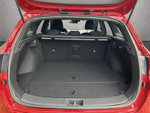 https://csb-strapi-files.fsn1.your-objectstorage.com/inventory-cars/images/18c3ff3b46dccf710edf5064eb6e82db9a8c5fb8/5_500_7632.jpg
