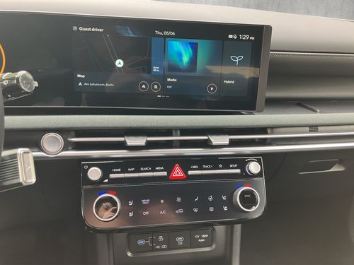 https://csb-strapi-files.fsn1.your-objectstorage.com/inventory-cars/images/19ed02b5719efc47a5babf9c6ea702e9982c3278/12_500_7983.jpg