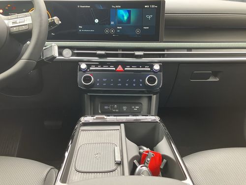 https://csb-strapi-files.fsn1.your-objectstorage.com/inventory-cars/images/19ed02b5719efc47a5babf9c6ea702e9982c3278/17_500_8088.jpg