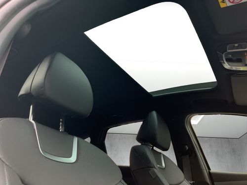 https://csb-strapi-files.fsn1.your-objectstorage.com/inventory-cars/images/19ed02b5719efc47a5babf9c6ea702e9982c3278/22_500_4531.jpg
