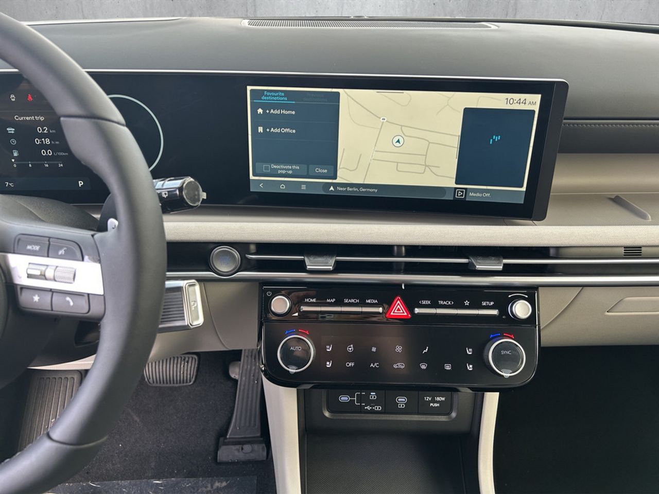 https://csb-strapi-files.fsn1.your-objectstorage.com/inventory-cars/images/1a449ebefc696604f60aeeac6a873c078c3112cc/12_1280_1761.jpg