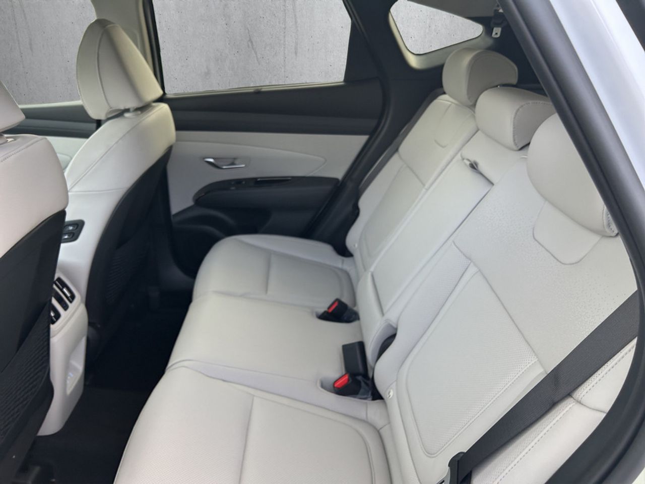 https://csb-strapi-files.fsn1.your-objectstorage.com/inventory-cars/images/1a449ebefc696604f60aeeac6a873c078c3112cc/15_1280_2597.jpg
