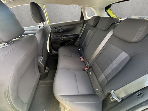 https://csb-strapi-files.fsn1.your-objectstorage.com/inventory-cars/images/1a5a393523b49aaab65e8ddc301f641bf5a0de95/15_500_8391.jpg