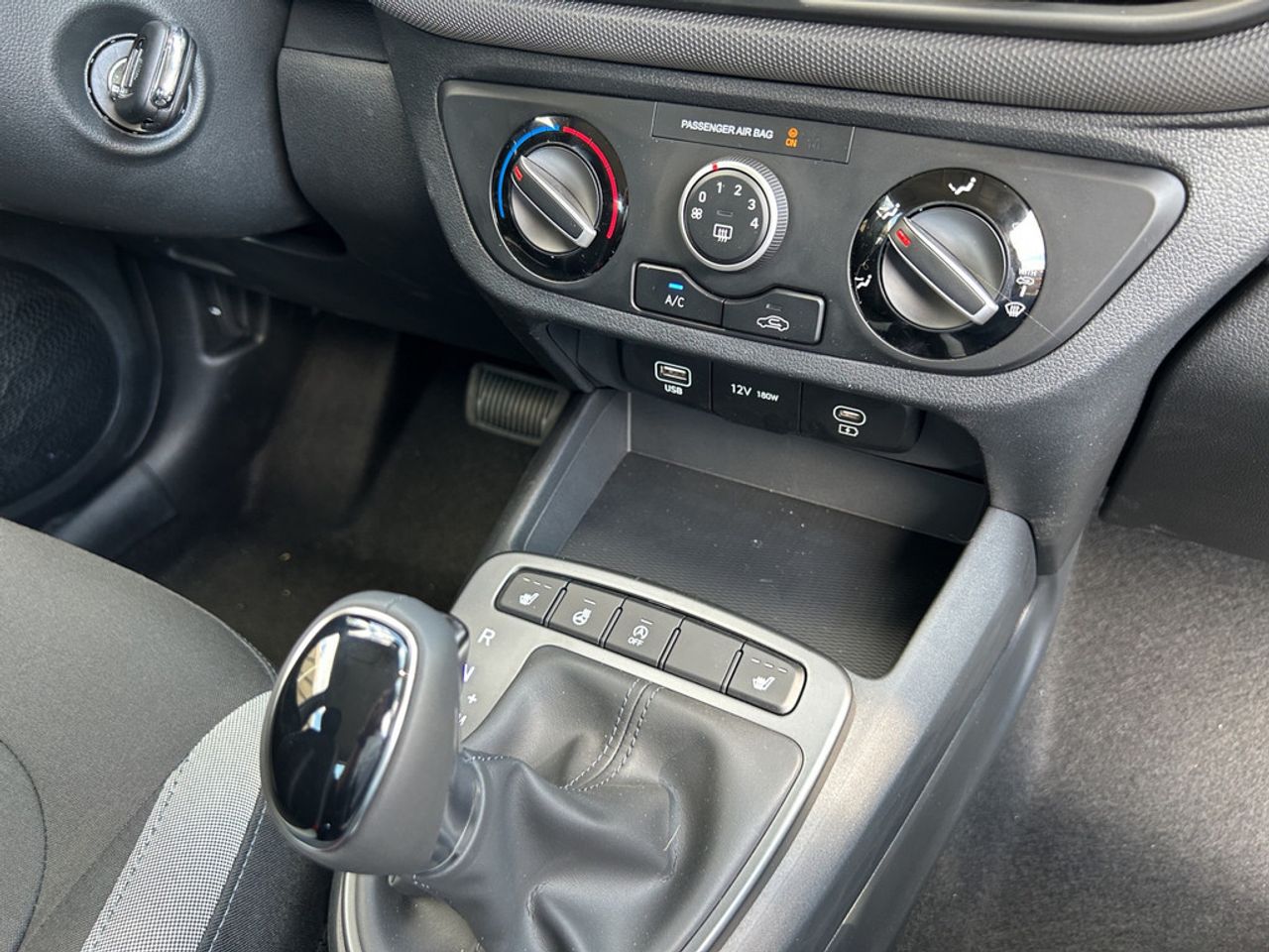 https://csb-strapi-files.fsn1.your-objectstorage.com/inventory-cars/images/1b68d29b3be13ab94d0488b843c2d86bb986d6d9/20_1280_5378.jpg