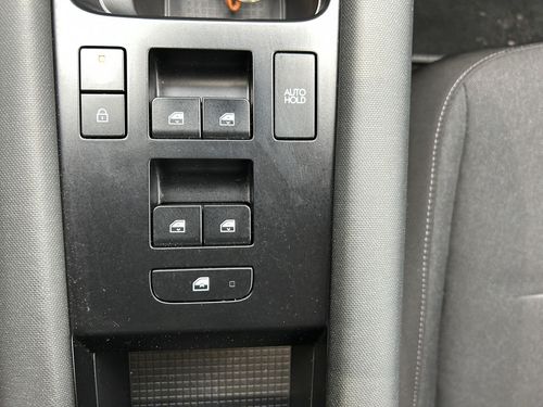 https://csb-strapi-files.fsn1.your-objectstorage.com/inventory-cars/images/1b749f9c54891f0ee32255f101d38cede5997d5f/11_500_1652.jpg
