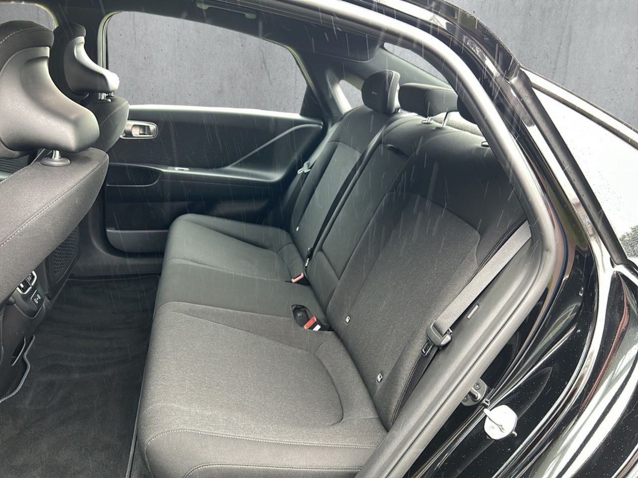 https://csb-strapi-files.fsn1.your-objectstorage.com/inventory-cars/images/1b749f9c54891f0ee32255f101d38cede5997d5f/12_1280_4082.jpg