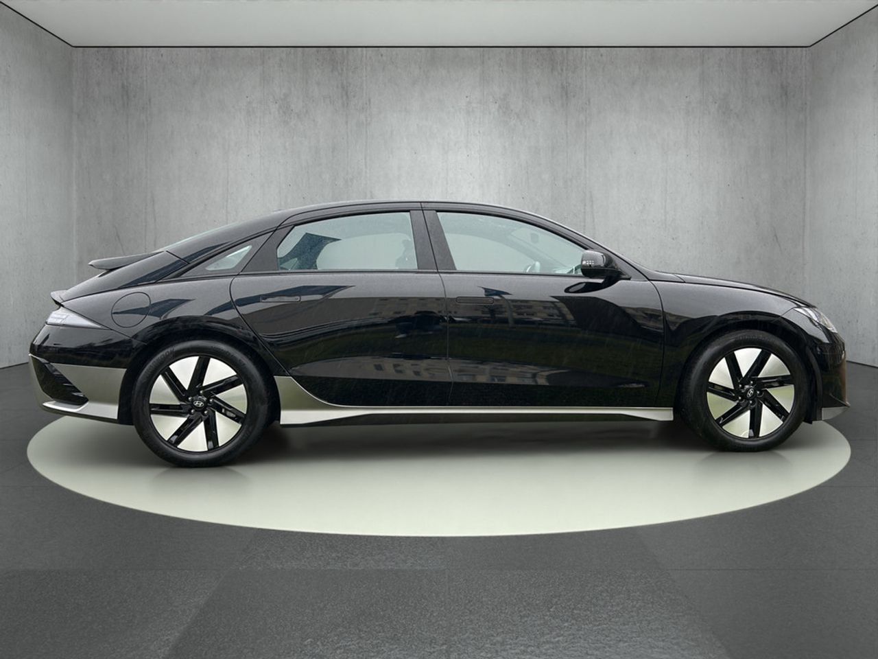 https://csb-strapi-files.fsn1.your-objectstorage.com/inventory-cars/images/1b749f9c54891f0ee32255f101d38cede5997d5f/7_1280_6723.jpg