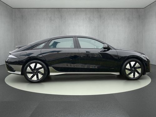 https://csb-strapi-files.fsn1.your-objectstorage.com/inventory-cars/images/1b749f9c54891f0ee32255f101d38cede5997d5f/7_500_3269.jpg
