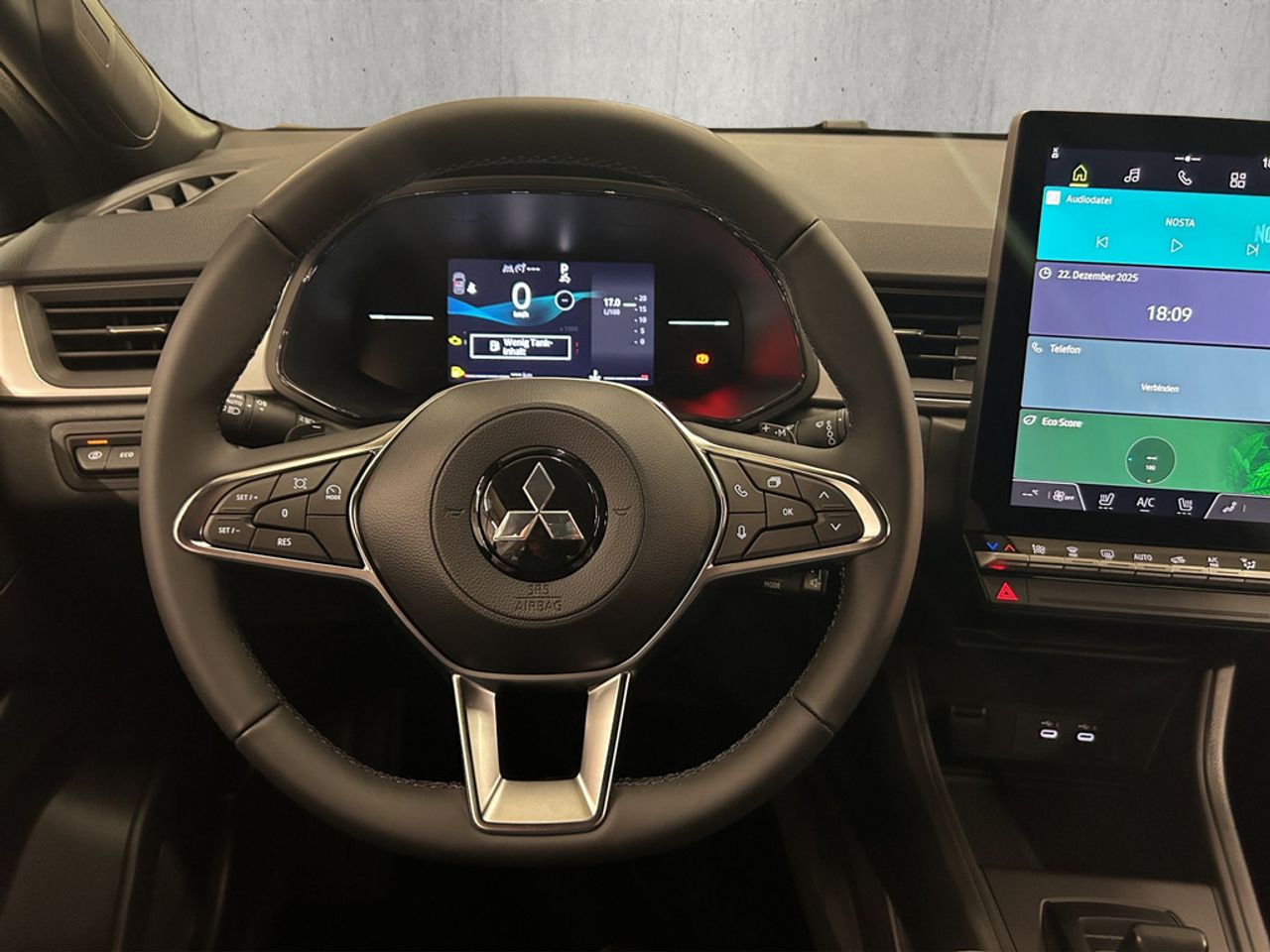 https://csb-strapi-files.fsn1.your-objectstorage.com/inventory-cars/images/1dd9a5176ccde63ba8f19fcfdb6fd35afabcf031/10_1280_1447.jpg