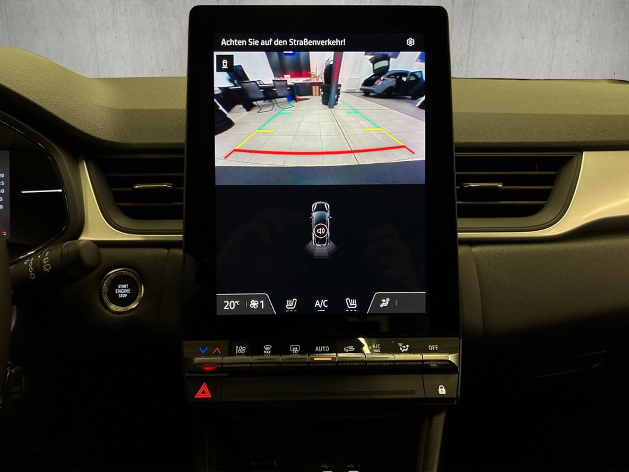 https://csb-strapi-files.fsn1.your-objectstorage.com/inventory-cars/images/1dd9a5176ccde63ba8f19fcfdb6fd35afabcf031/11_1280_2376.jpg