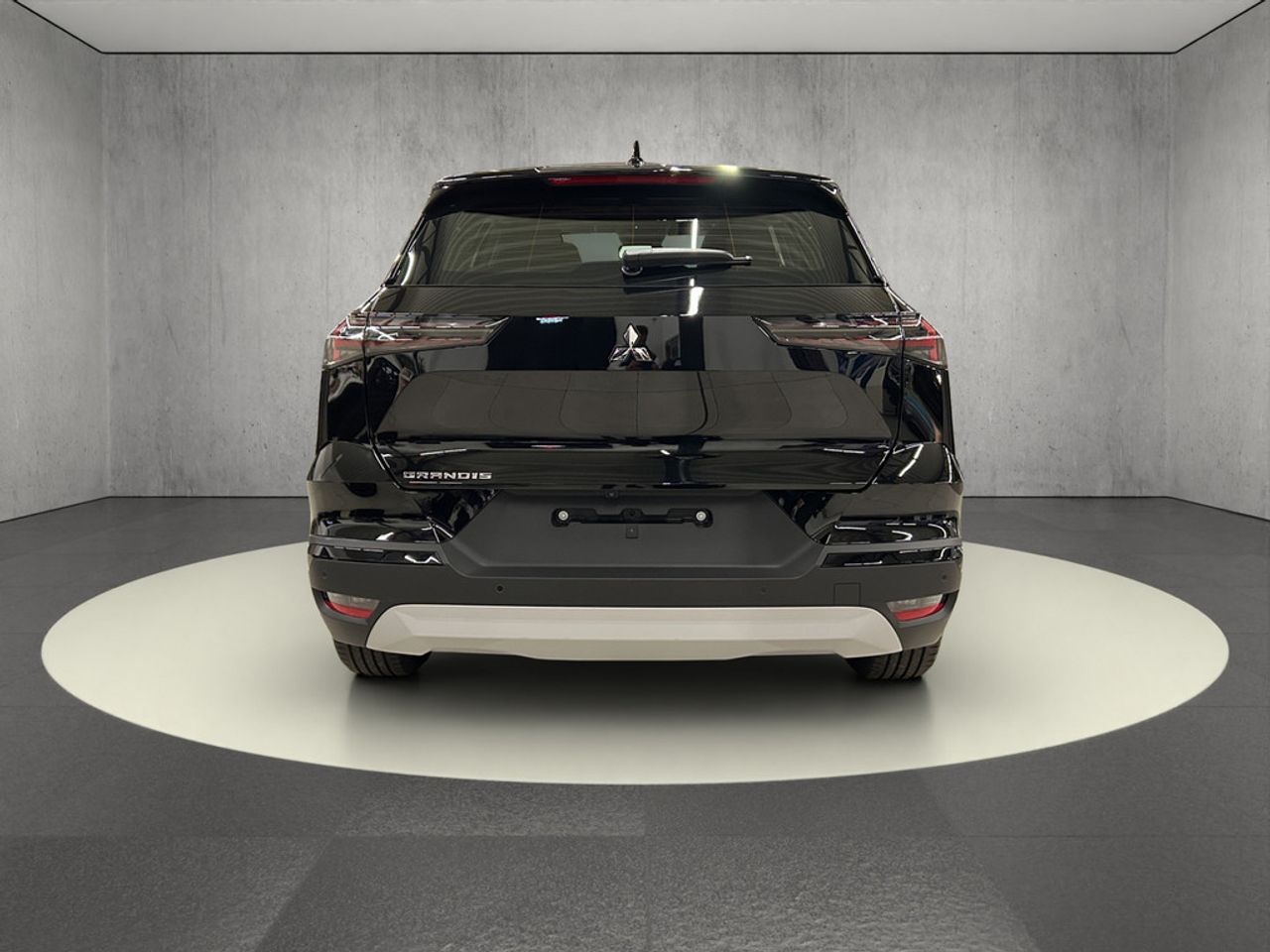 https://csb-strapi-files.fsn1.your-objectstorage.com/inventory-cars/images/1dd9a5176ccde63ba8f19fcfdb6fd35afabcf031/5_1280_7143.jpg